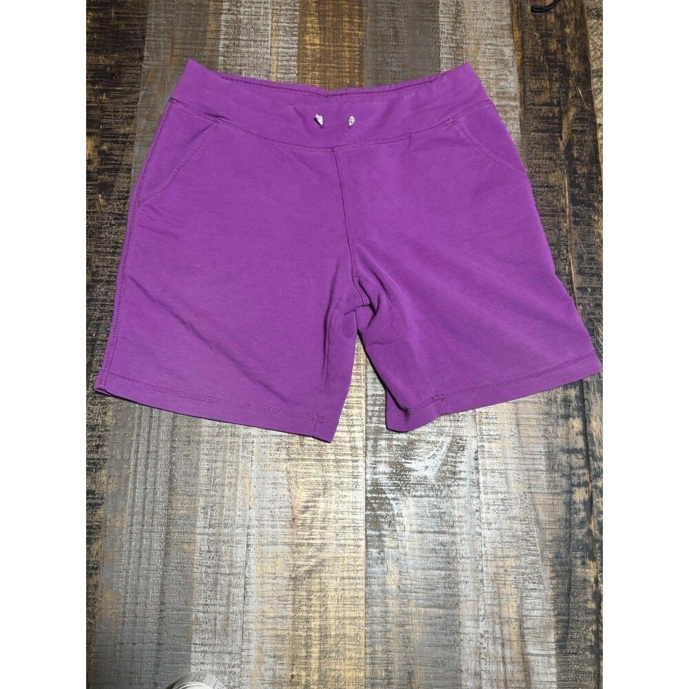 Women’s Dangling now athletic medium 8-10